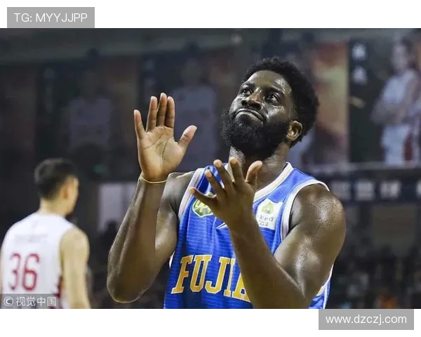 公牛队与太阳队激战正酣球迷期待精彩对决与惊艳表现