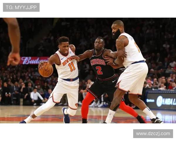 尼克斯队与骑士展开激烈对决谁能在季后赛中笑到最后